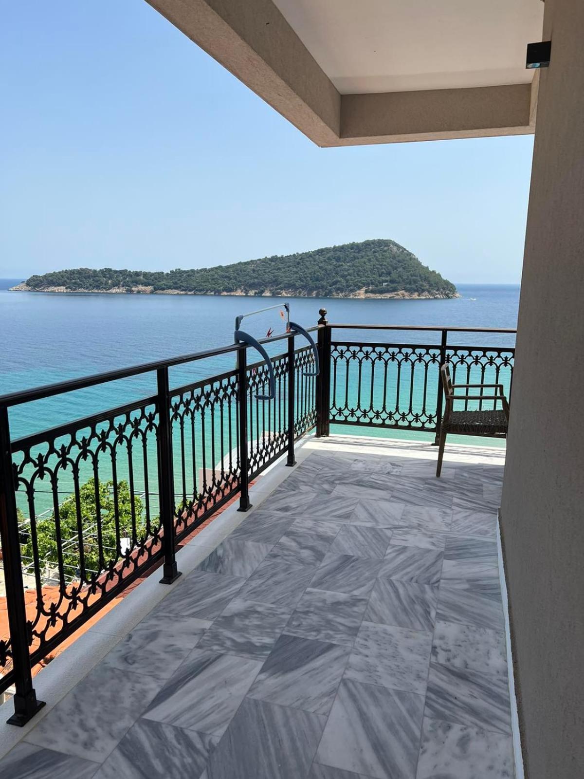 Agorastos Suites Koinira Chambre photo